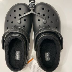 NWT black lined crocs